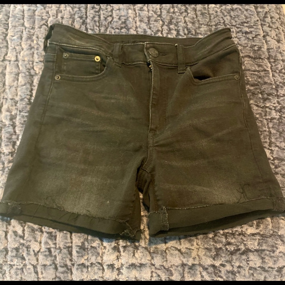 American Eagle black denim shorts, sz 6